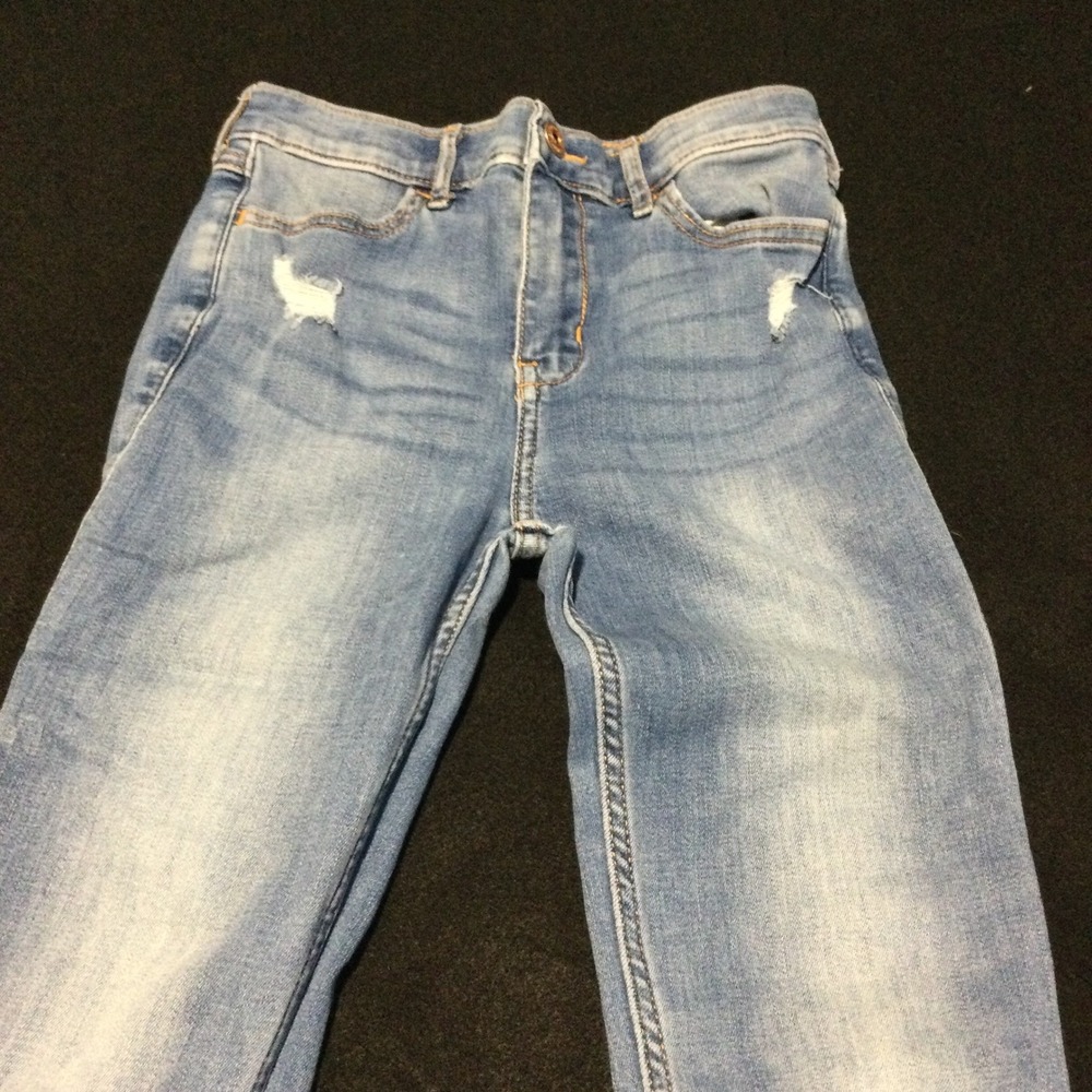 Abercrombie Kids High Rise Super Skinny Jeans Slim 11/12‎ Light Wash Distressed - Picture 5 of 7